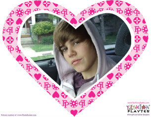 A FashionPlaytes Frame for Your Bieber Fever A FashionPlaytes Frame for Your Bieber Fever