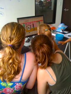 FAB Group in the FashionPlaytes Office! FAB Group in the FashionPlaytes Office!