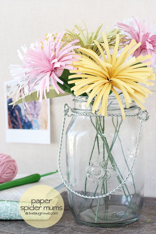 http://livelaughrowe.com/diy-paper-spider-mums/ DIY-paper-flowers-tutorial-18