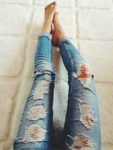 Skinny Jeans Might Be Bad For Your Health!