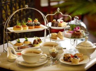 6 Reasons Why Throwing a Tea Party Is Exactly What You Should Do this Weekend