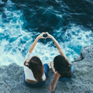 11 Amazing “Would You Rather” Questions to Ask your BFF