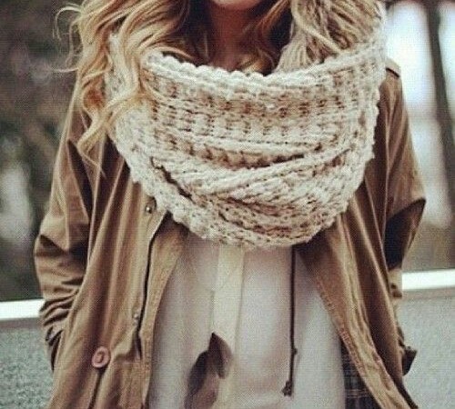 Fashion Quiz: Which infinity scarf is your style?